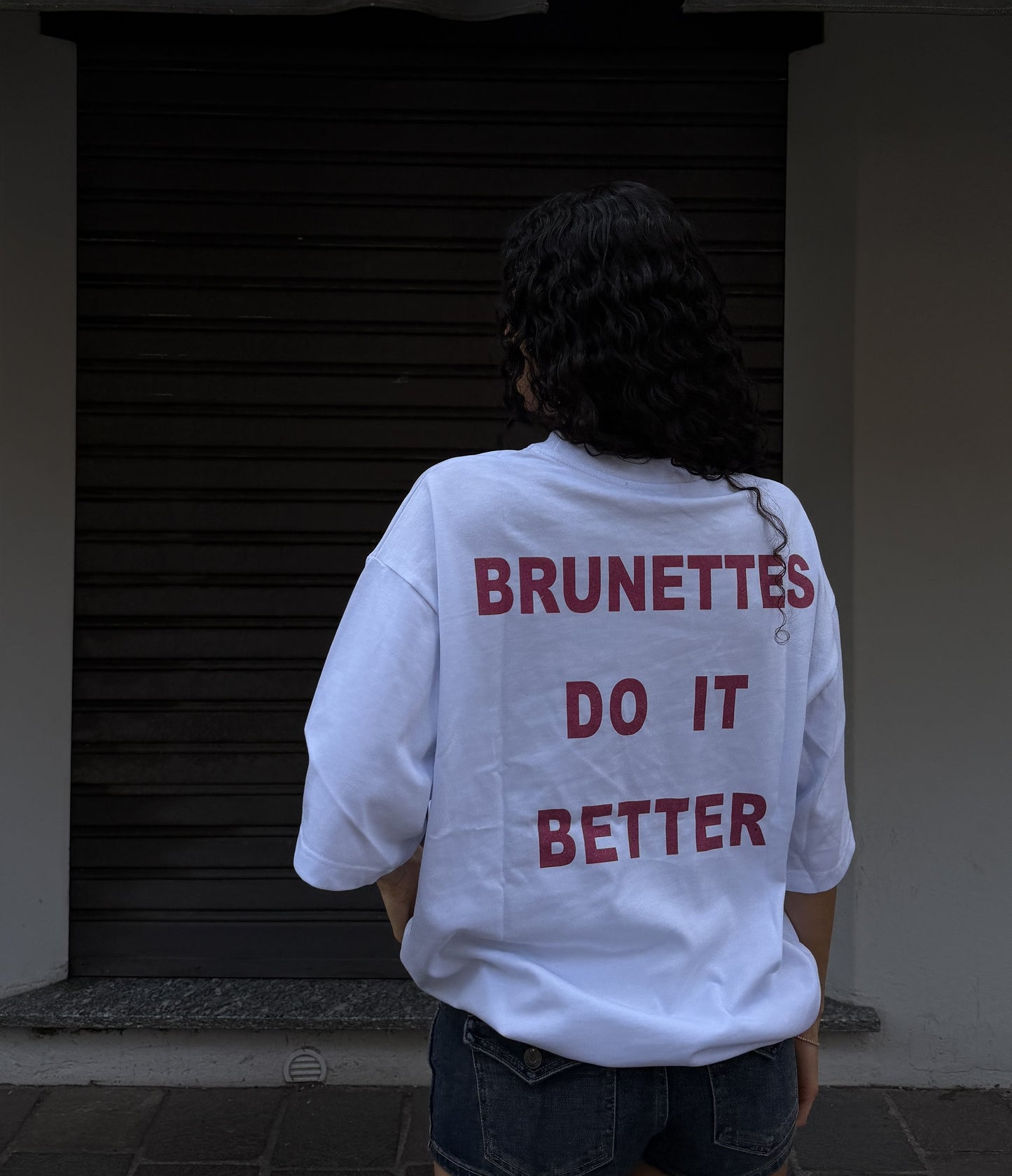 T-SHIRT BRUNETTES DO IT BETTER