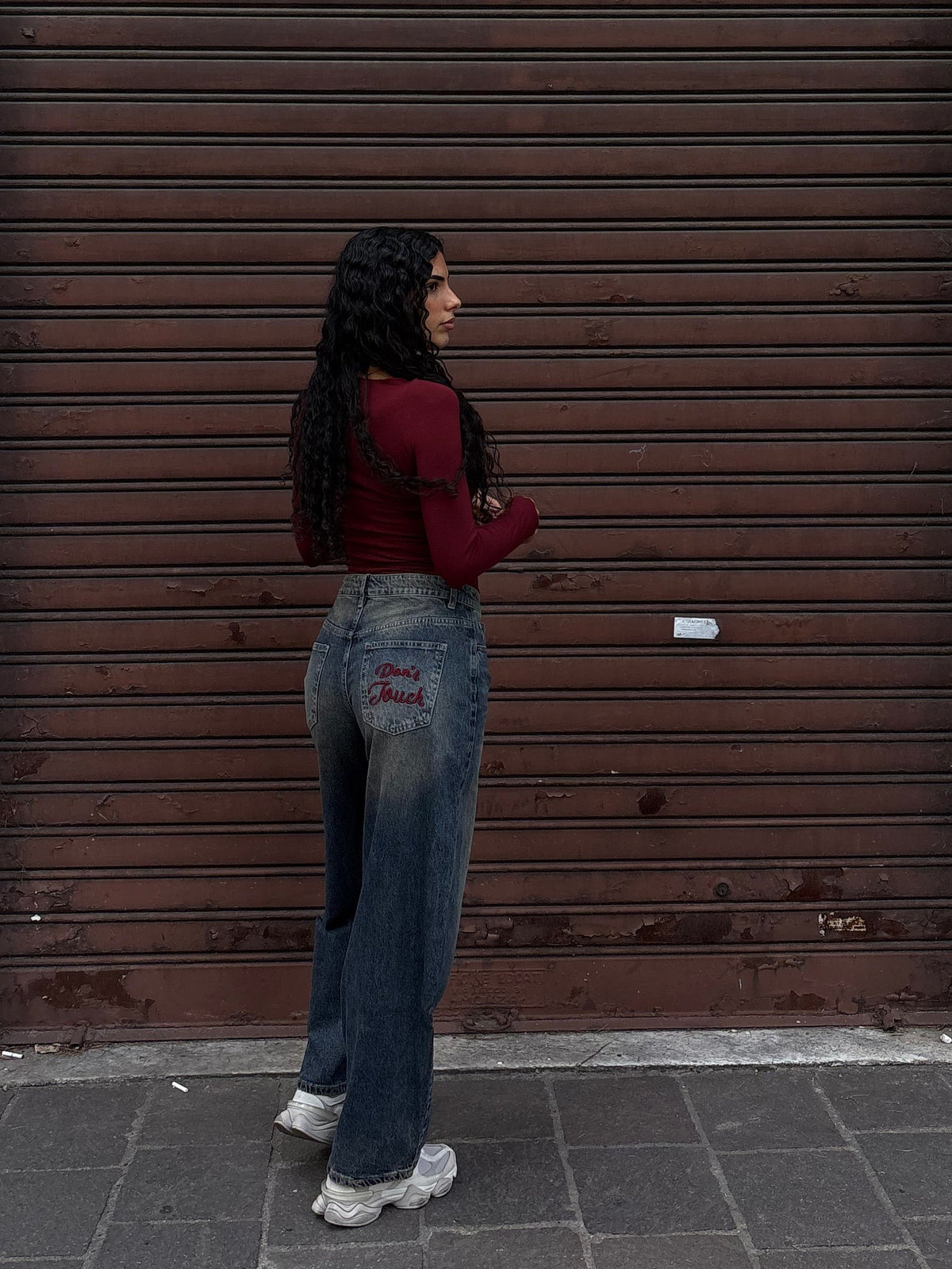 JEANS DON'T TOUCH