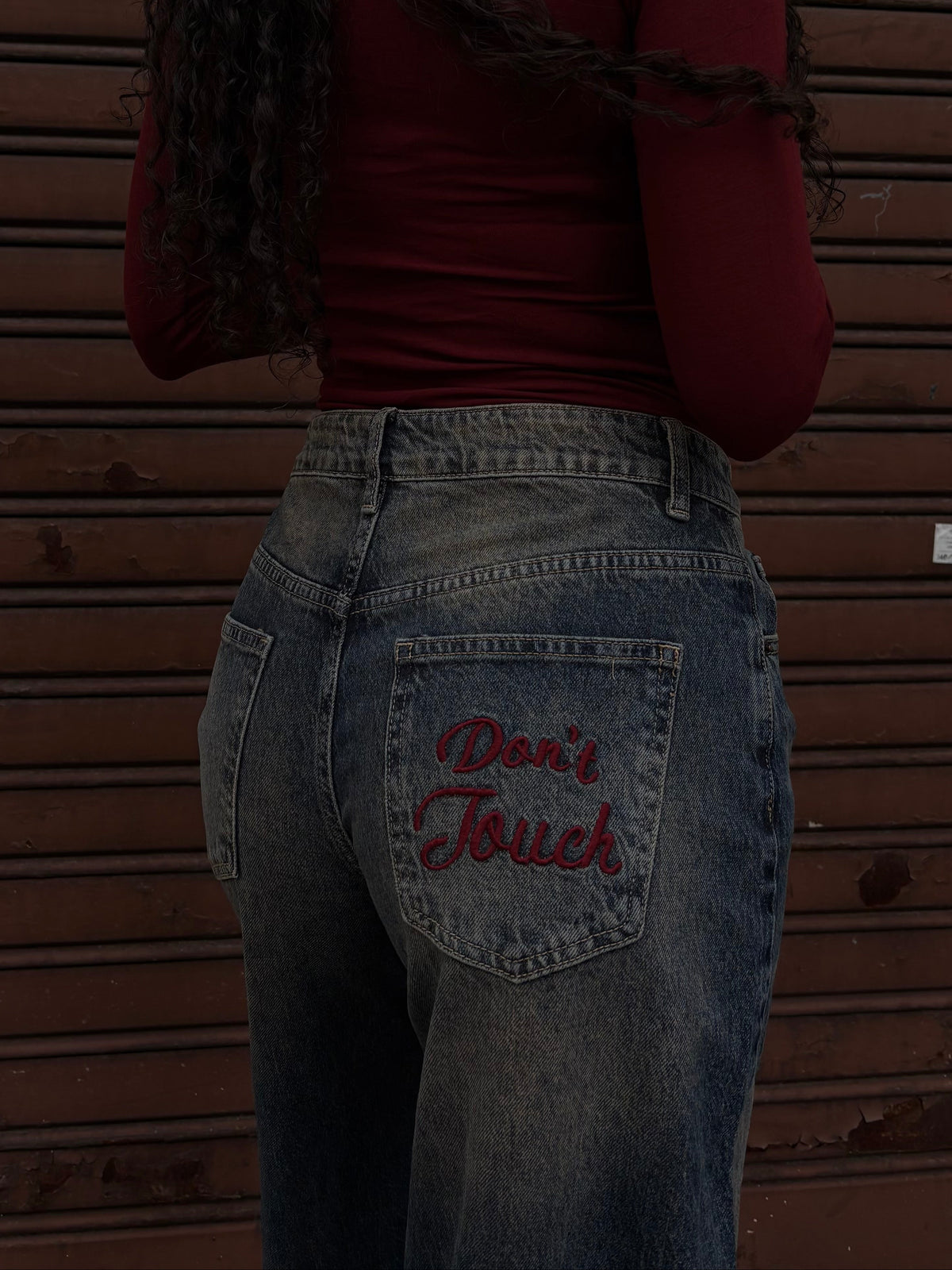 JEANS DON'T TOUCH